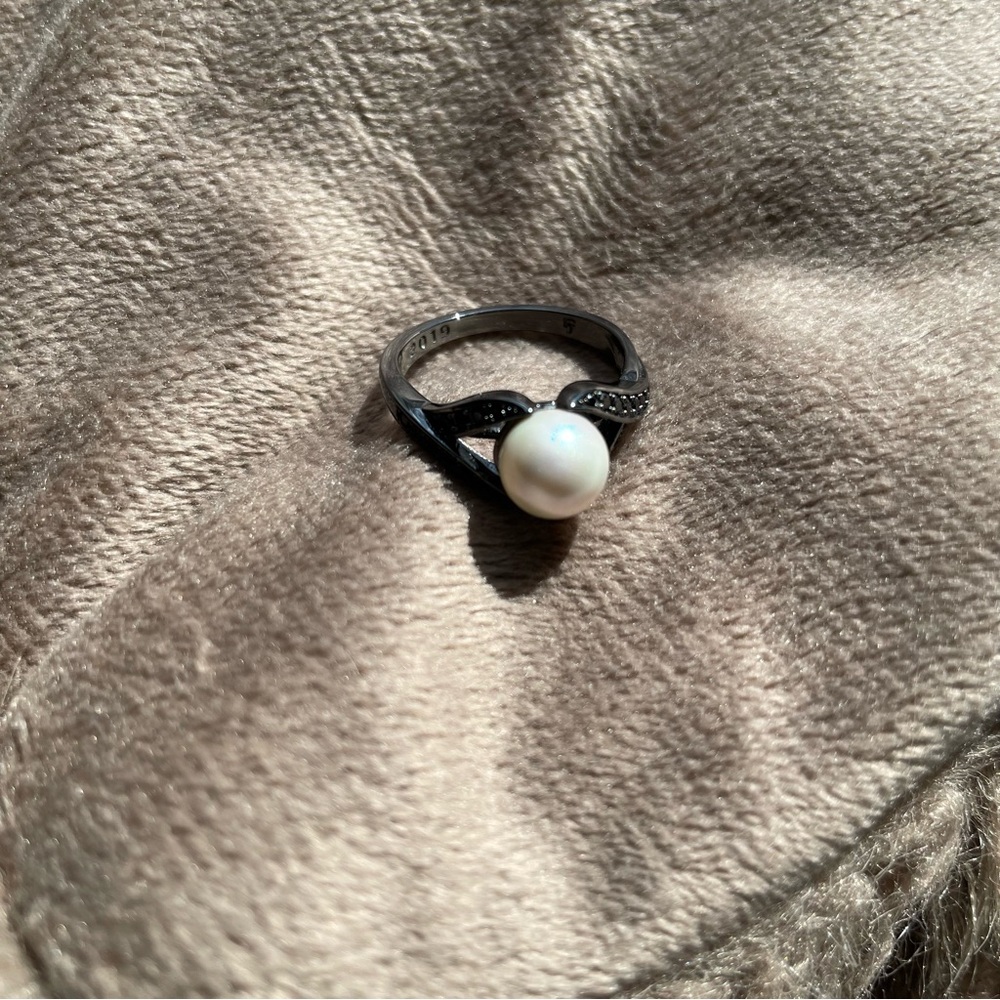 Fragrant Jewels Wicked Mermaid Rings - Picture 4 of 9